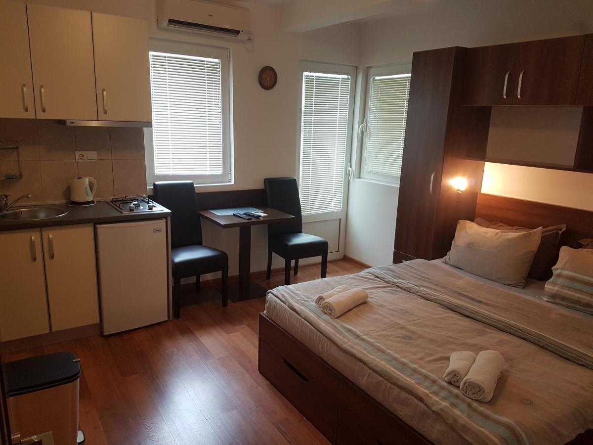 Apartments Kojic Бар Экстерьер фото